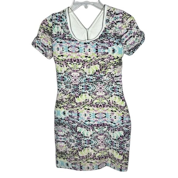 Talulah Sky Full Of Stars Short Sleeve Bodycon Dress. Size Medium. - Picture 5 of 10